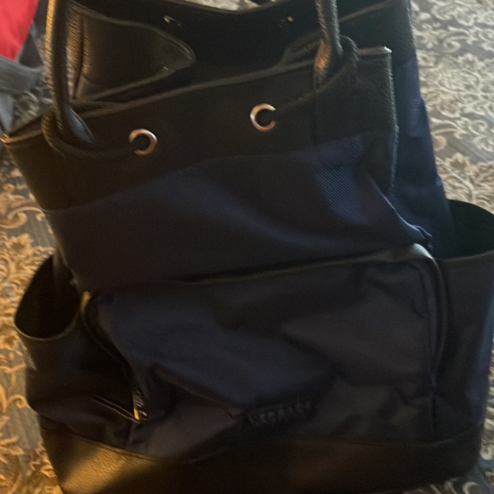 Backpack - Picture 5 of 6